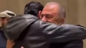 Fatih Terim imzayı attı, 42 yaş küçük patronu ile kucaklaştı