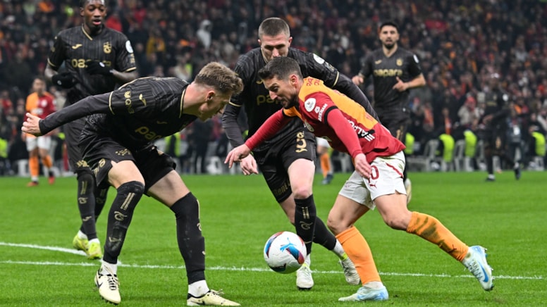 7 gollü çılgın maç Galatasaray’ın!