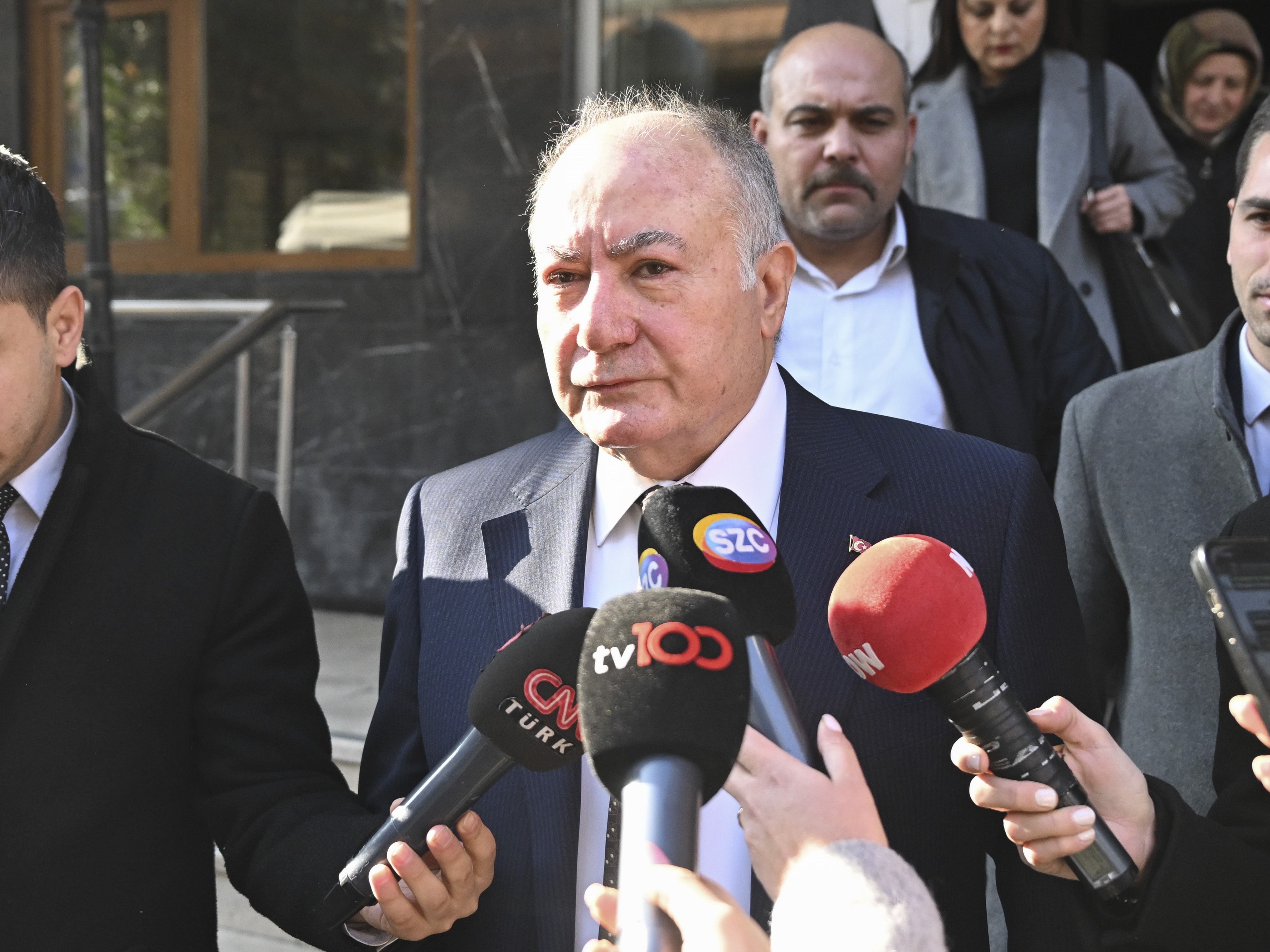 Türk-İş'ten toplantı öncesi asgari ücret açıklaması