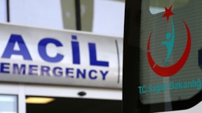 4 katlı binada çıkan yangında mahsur kalanlar kurtarıldı