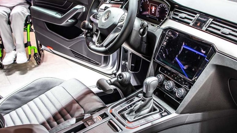 Engelliyi tamirciye mahkum ettiler - Sözcü