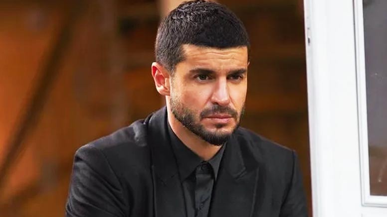 Pehlivan rolü için 20 kilo alan Berk Oktay görüntüsüyle şaşırttı