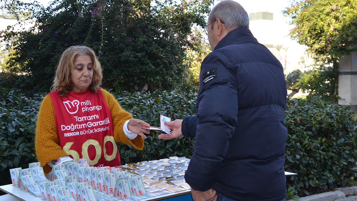 Emekliler artık milli piyango biletini de ortak alıyor!