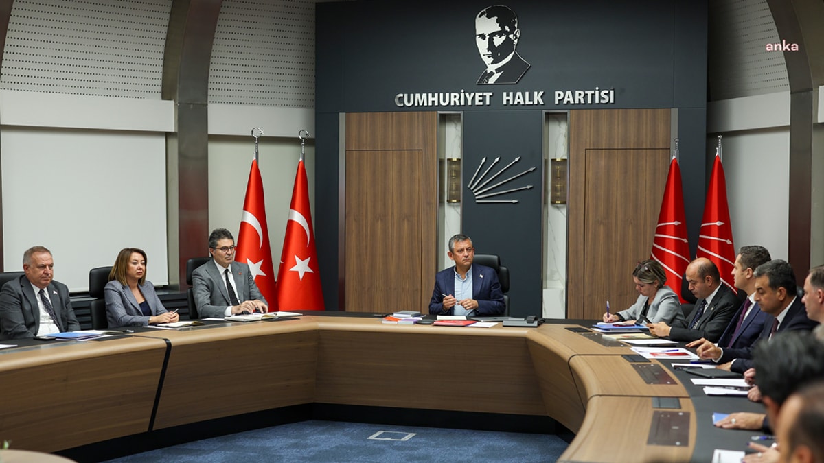 CHP'nin gündeminde 'silkeleme' talimatı var: 'Erdoğan belli ki bir anket yaptırdı'