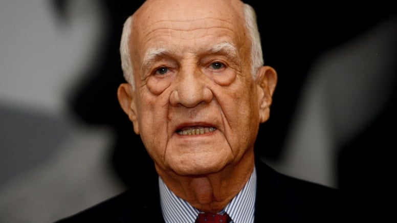 Türk iş dünyasının en önemli isimlerinden İnan Kıraç 87 yaşında evlendi