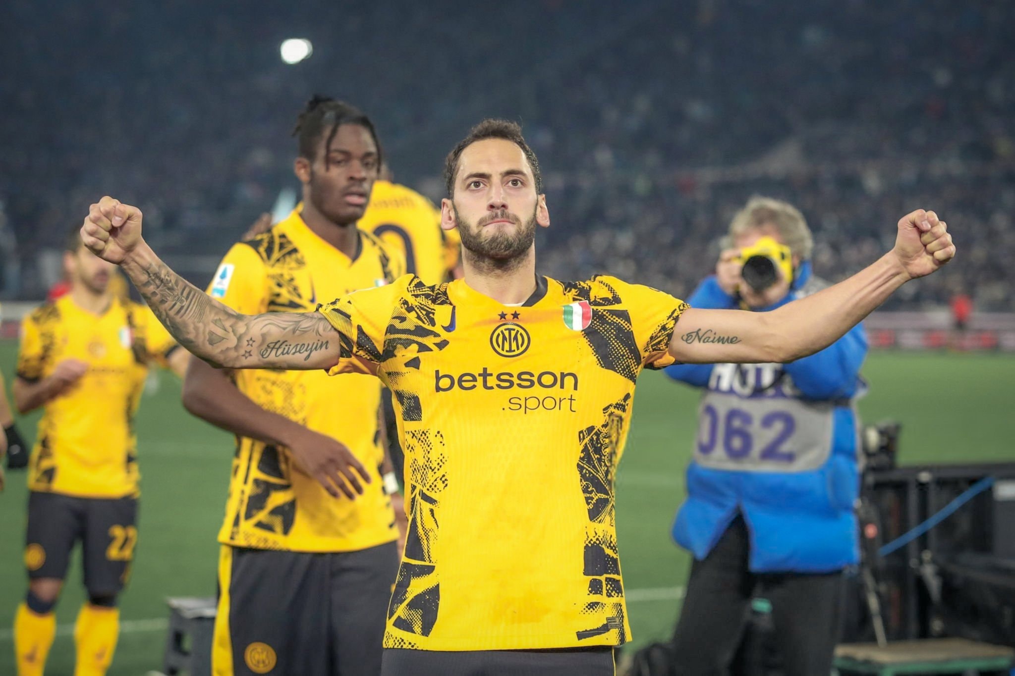 Çalhanoğlu'nun gol attığı maçta Inter rahat kazandı