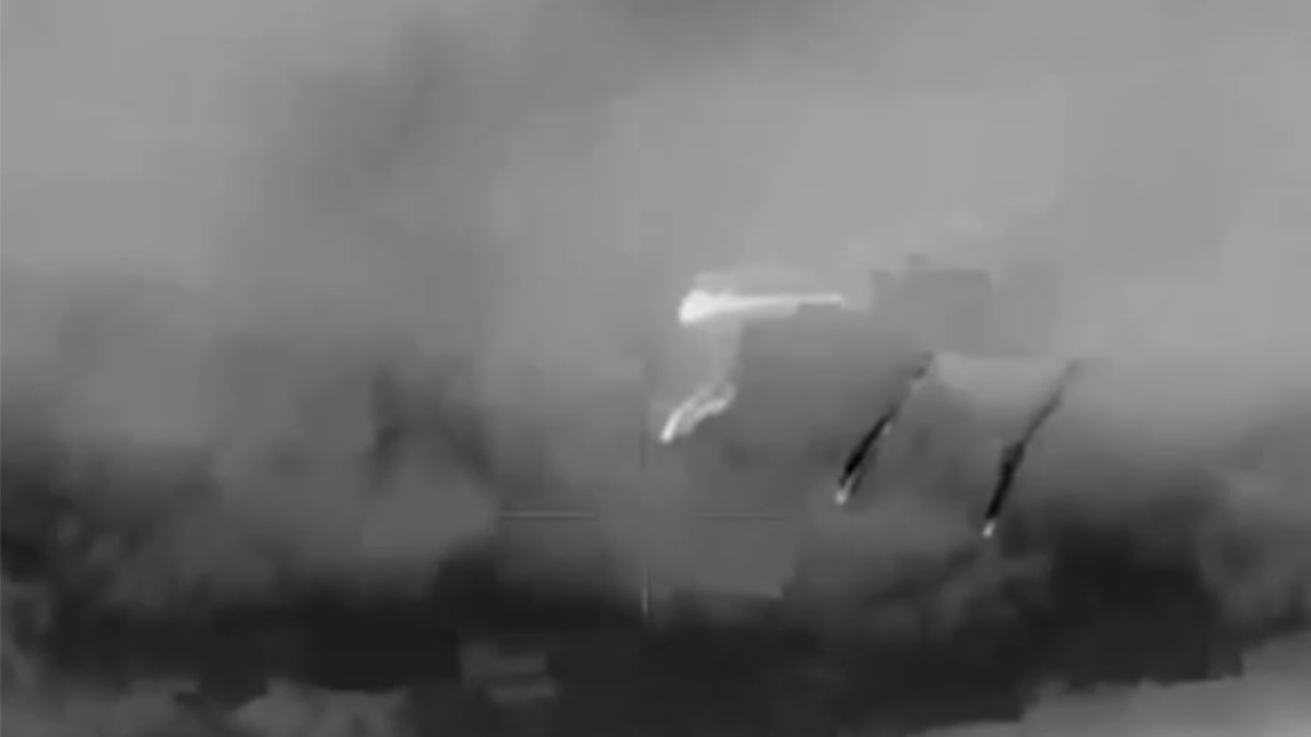 Ukrayna, 'jet ski' İDA ile helikopter düşürdü: Saniye saniye görüntülendi