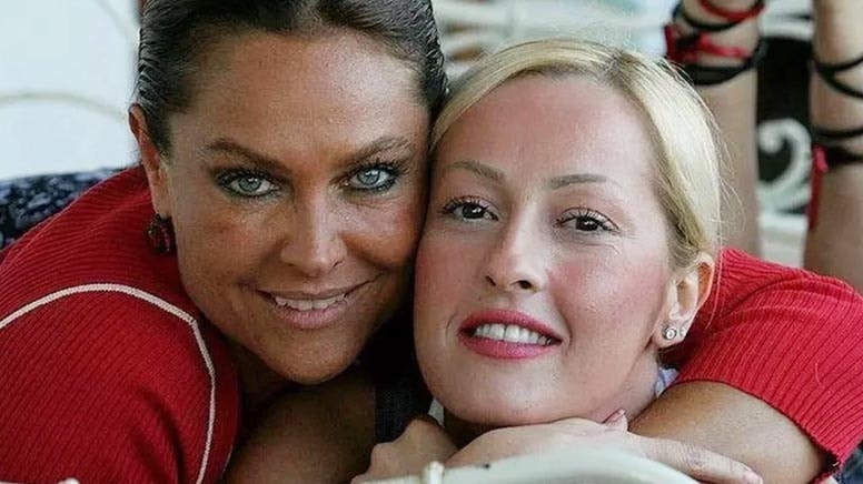 Hülya Avşar bir dönem çok konuşulan o soruya son noktayı koydu