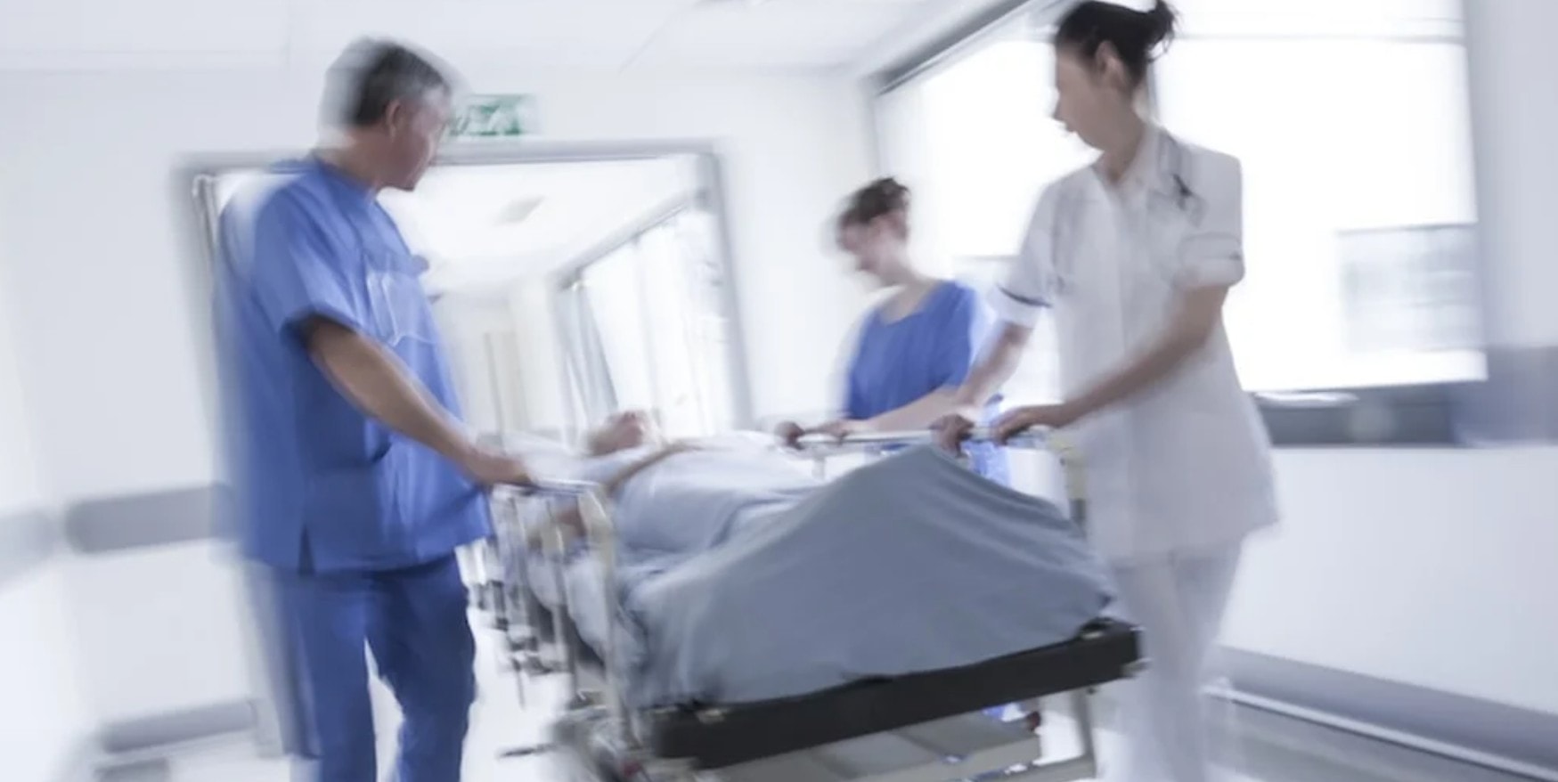 Üç ay süren komadan çıktığında konuşmaya başladığı dil şoke etti