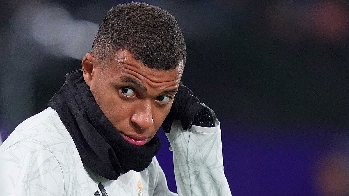 Mbappe'nin kulübü küme düşüyor