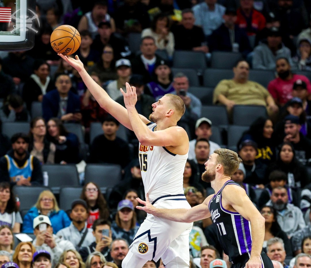 Jokic'ten 'trible-double'' performansı! NBA'de çekişmeli gece...