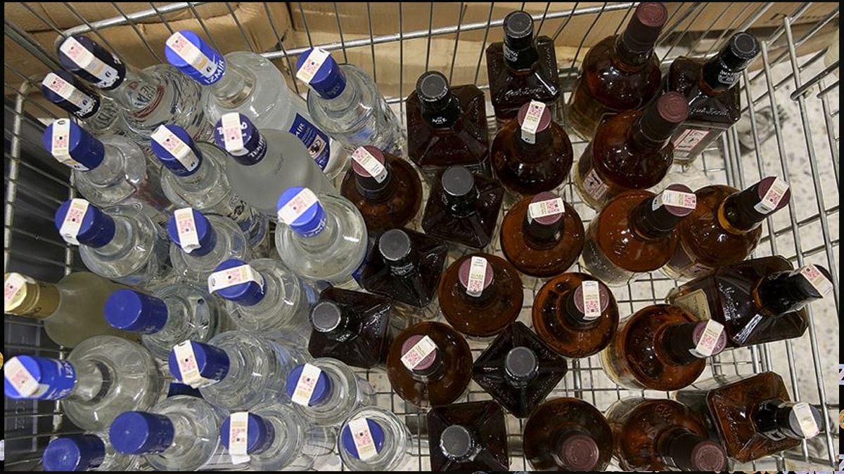Sahte içki yeniden hortladı: İstanbul'da 801 litre kaçak alkol ele geçirildi