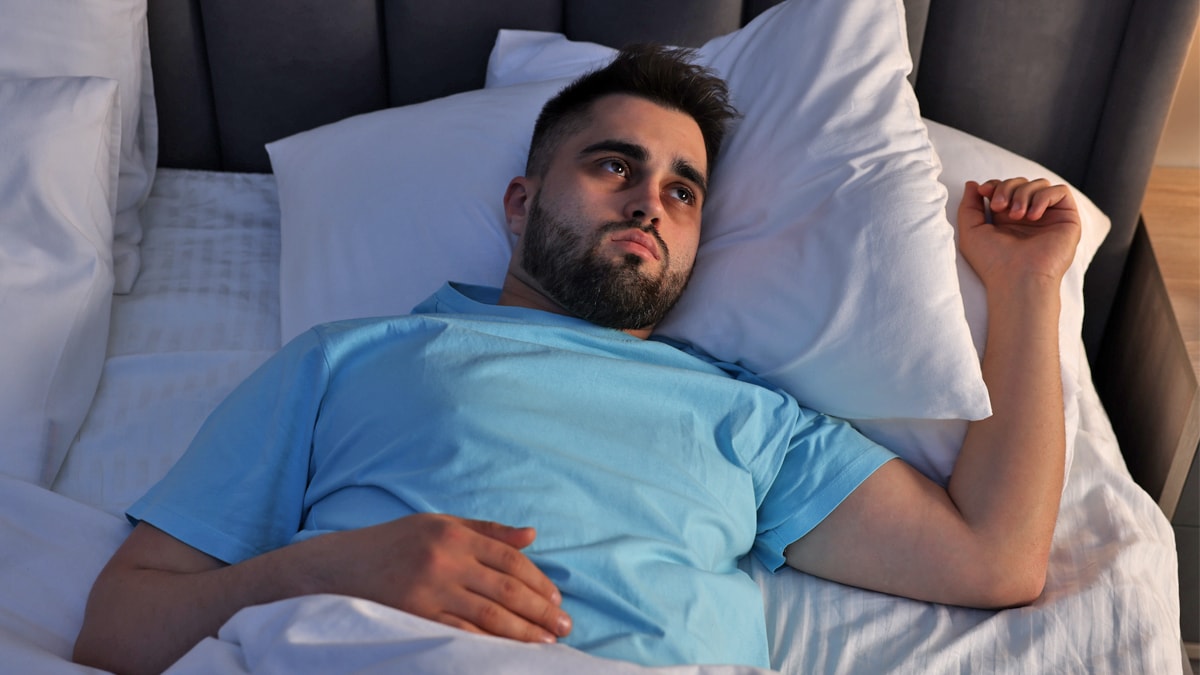 Düzensiz uyku kalp krizi riskini artırıyor