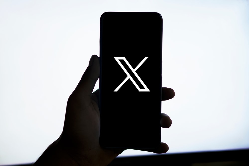 twitter/X'e yeni özellik geliyor: Sahte hesaplar kendisini ele verecek