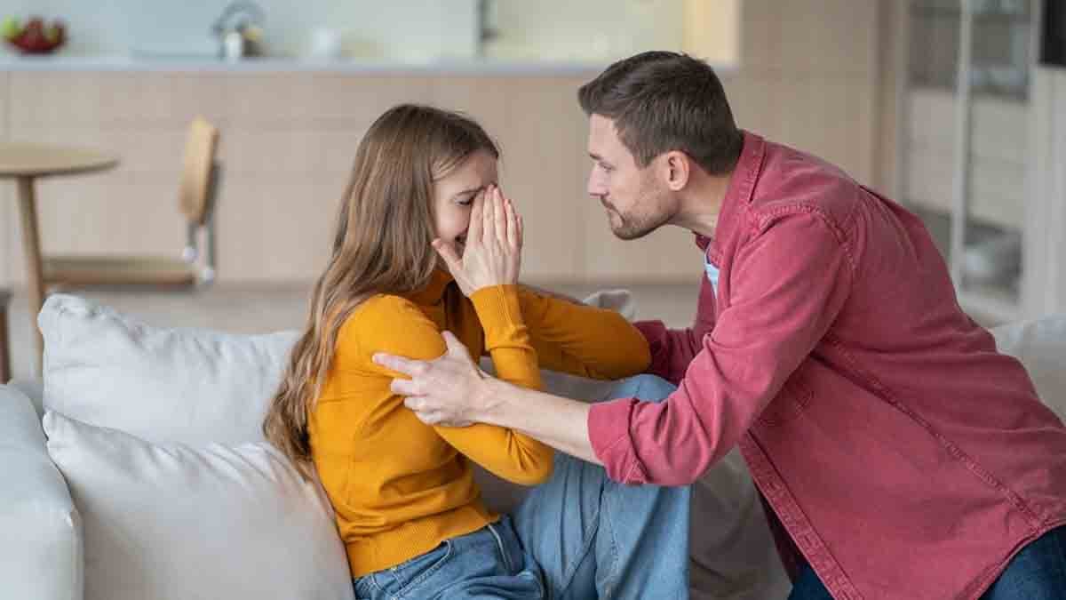 Partnerinizin tartıştığınızda söylediği, toksik bir ilişkide olduğunuzu gösteren 3 cümle