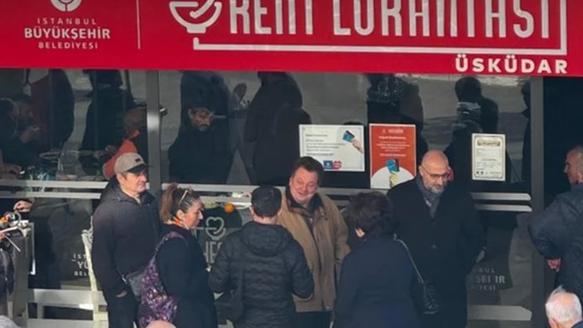 Ünlü gurme Vedat Milor Kent Lokantası'ndaki yemekleri beğendi mi?