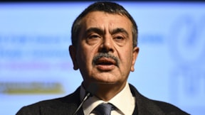 Bakan Tekin geciken öğretmen maaşlarının yatacağı tarihi açıkladı