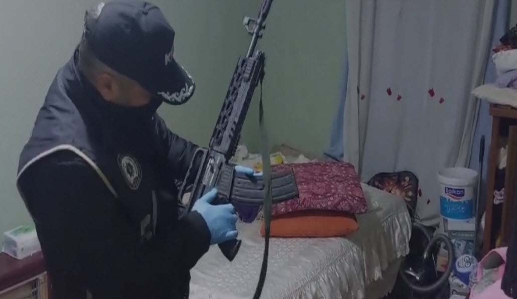 İzmir'de Daltonlar çetesine operasyon