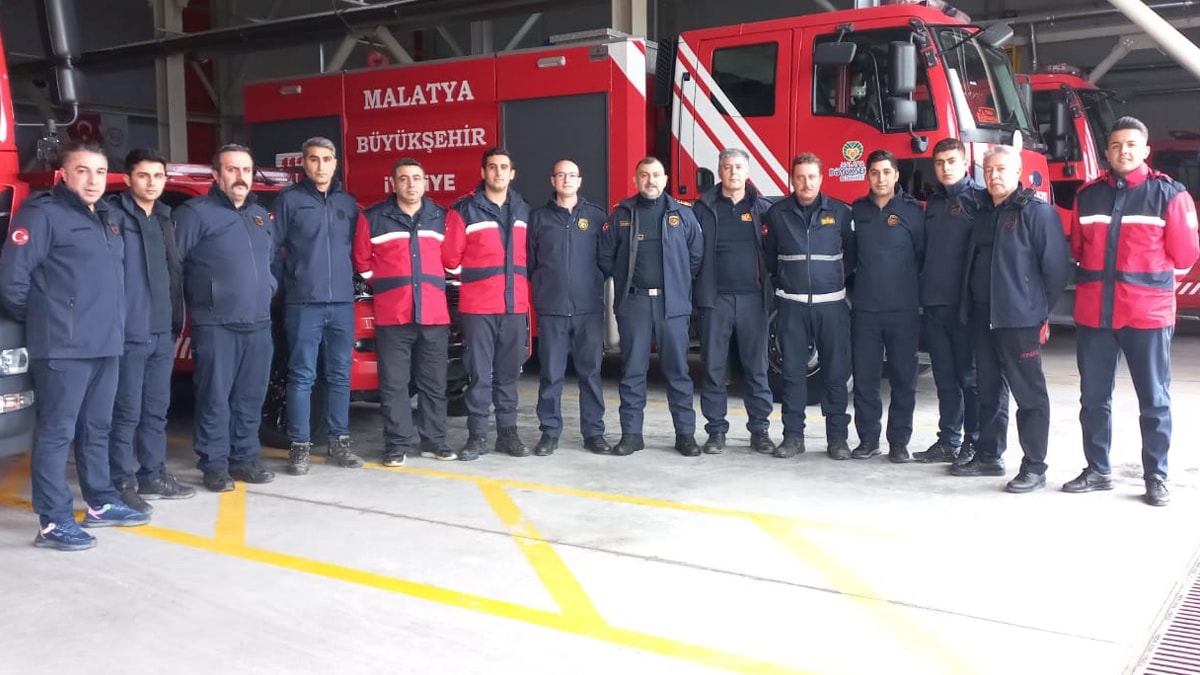 6 Şubat depremlerinde 600 kişiyi enkazdan sağ olarak çıkardılar