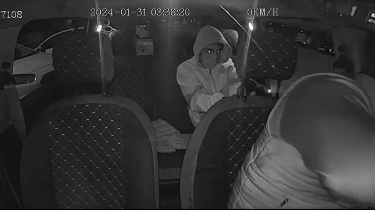 İzmir'de dehşet anları!  Taksiciyi vurup nasihat verdi