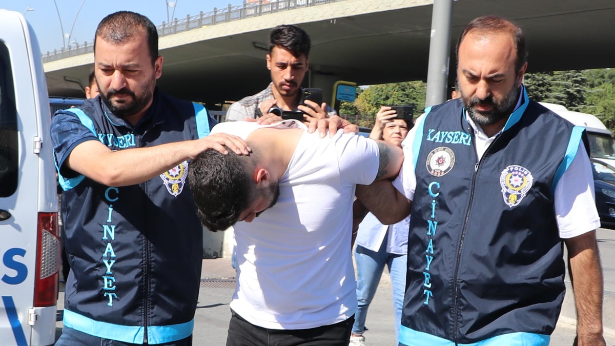 Kavgada uzman çavuşu bıçakla öldüren sanık: Pişmanım