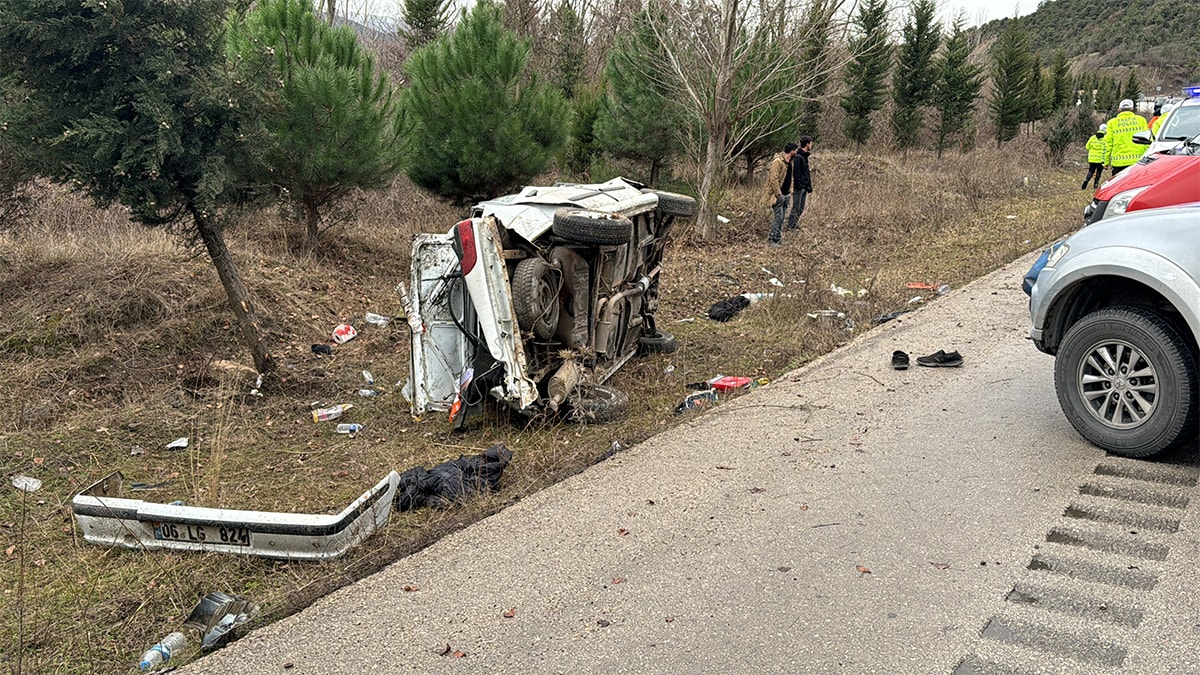 Karabük’te otomobil devrildi: 1 ölü, 1 yaralı