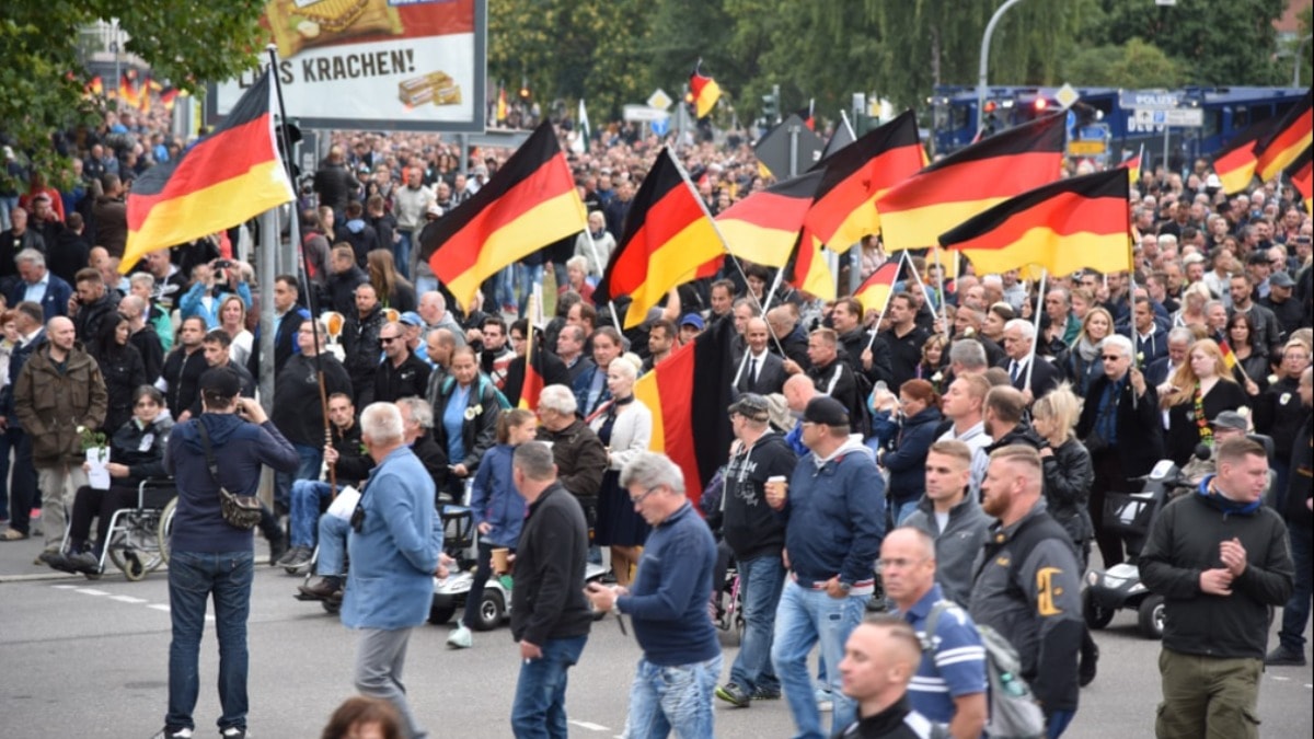 Almanya'da mültecilere yönelik saldırılar 2 kat arttı