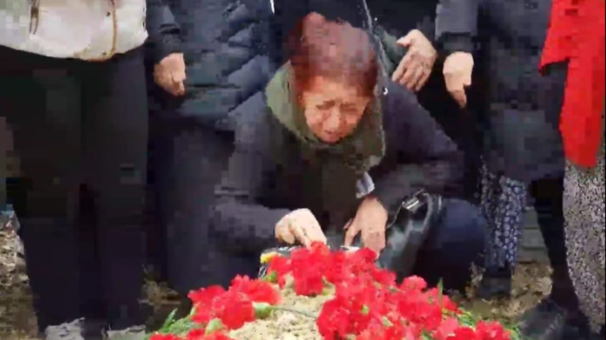 Bir aylık kocası tarafından katledilen Burcu toprağa verildi