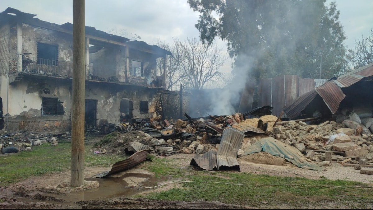 Adana'da yangın faciası: Anne ve iki çocuğu can verdi