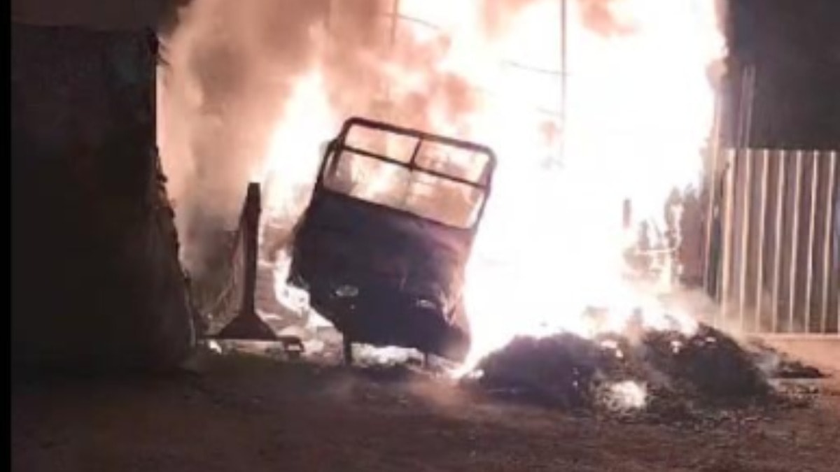 Bolu'da sanayi sitesindeki iş yeri yandı