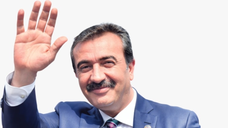 Çukurova Belediye Başkanı Soner Çetin, CHP'den istifa etti