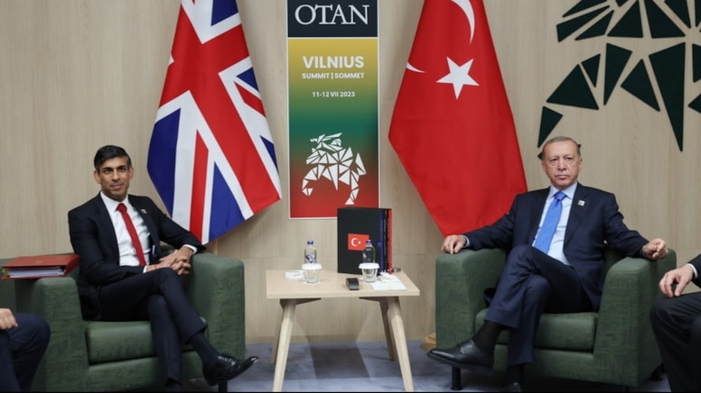 İngiltere'nin mültecileri Türkiye'ye gönderme planı çöktü