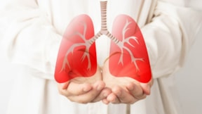Akciğer zarı kanserinde hayatta kalma oranını dört kat artıran tedavi