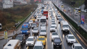 İstanbul'da yağış trafiği kilitledi! Yoğunluk: yüzde 81'e çıktı