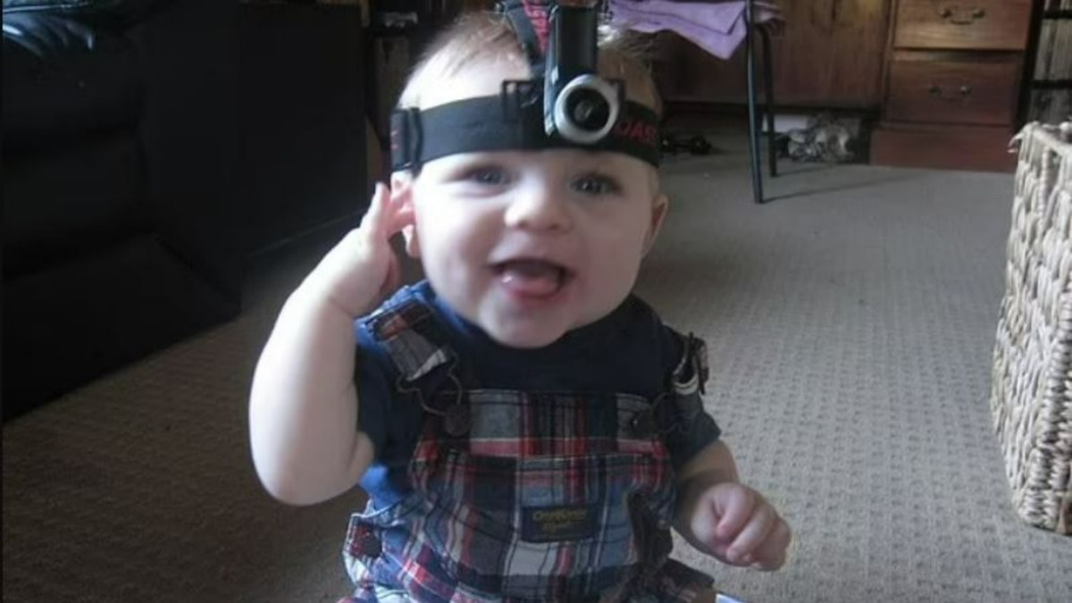 Bilimsel araştırma: Altı aylık bebeğin gözüyle yapay zekayı eğittiler