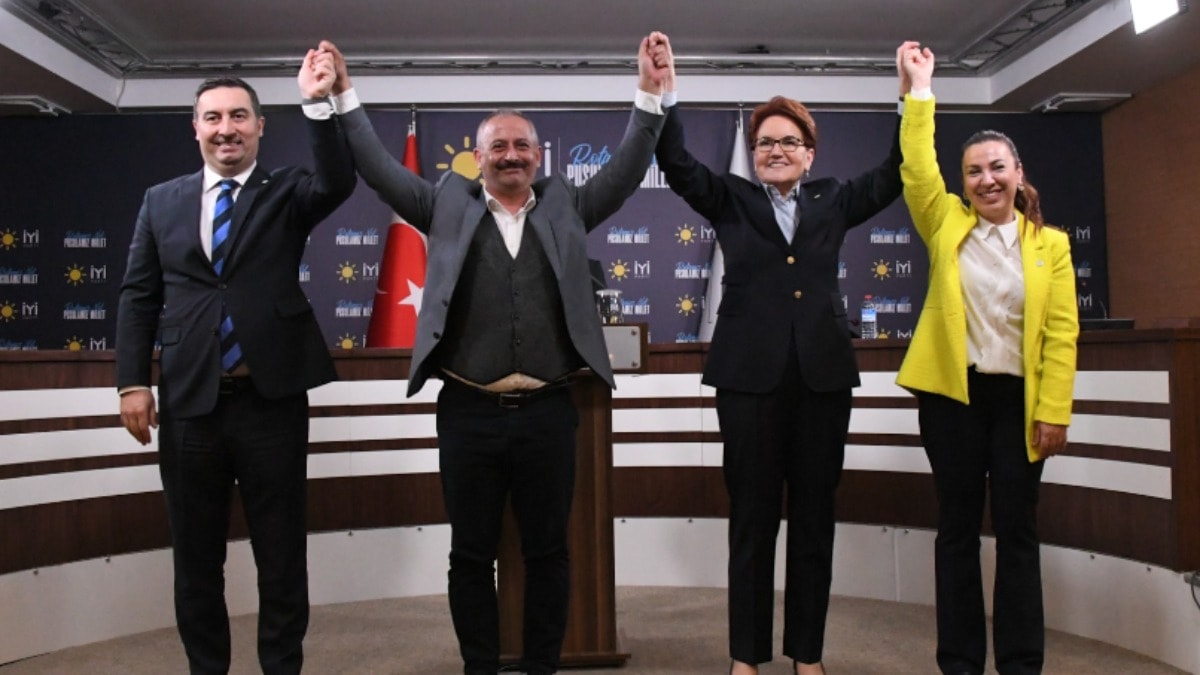 İYİ Parti İzmir ilçe belediye başkan adaylarını açıkladı