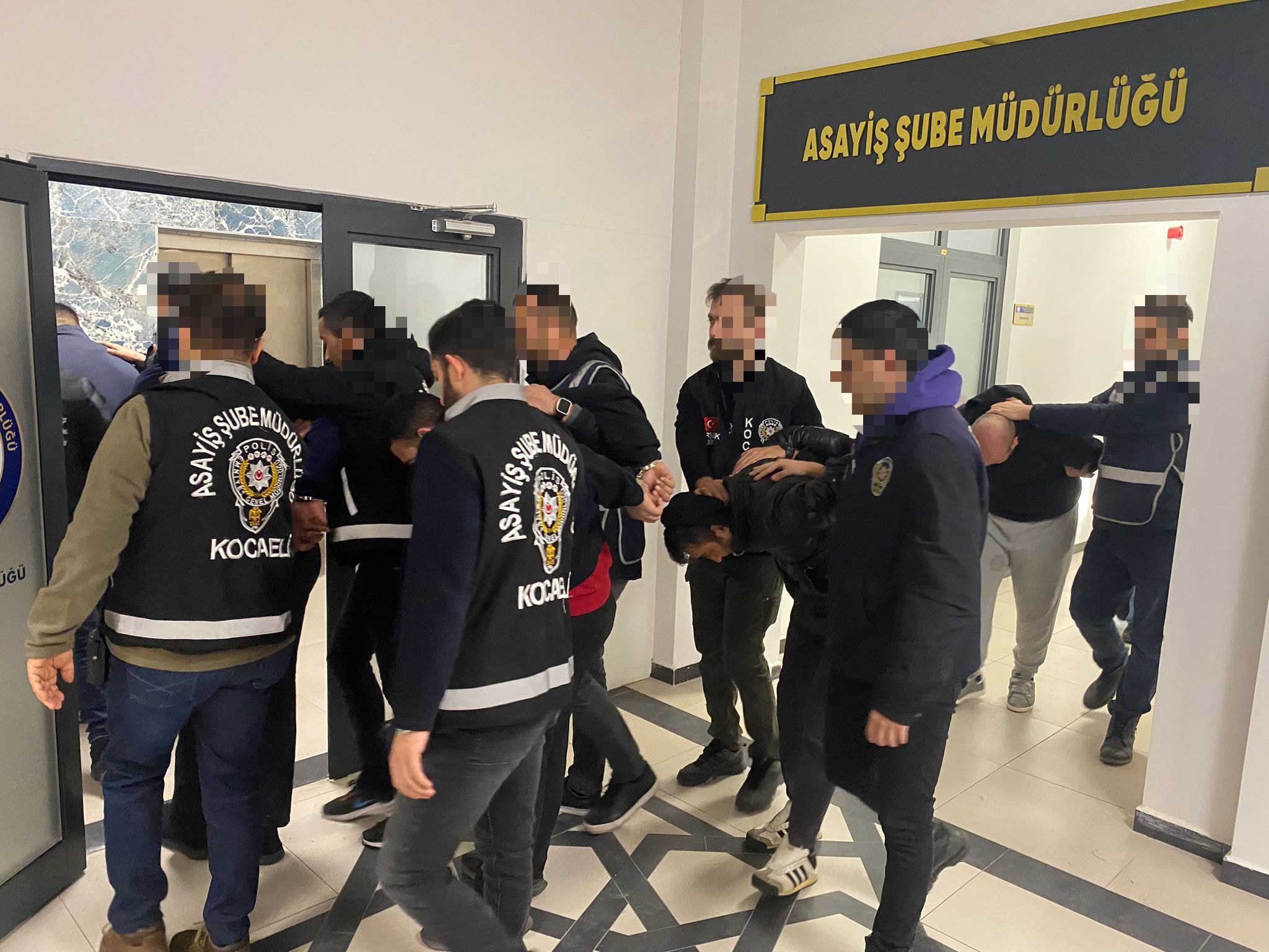 Kocaeli'de yakalanan 7 hırsızlık şüphelisi tutuklandı