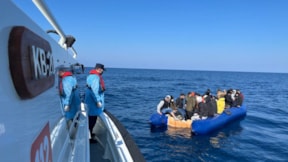 Kuzey Ege'de düzensiz göçmenler kurtarıldı