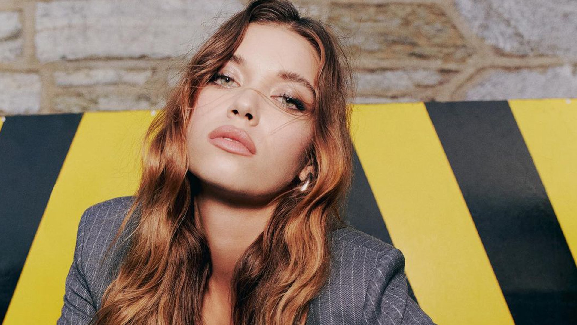 Afra Saraçoğlu'nun paylaşımına beğeni yağdı