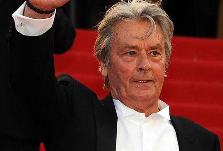 Alain Delon'un evinden cephanelik çıktı