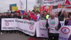 Emekliler, taleplerini Kadıköy'den haykırdı