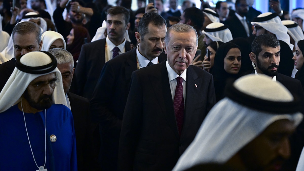 Erdoğan BAE'de yatırımcılarla görüştü: Hedef 50 milyar dolar