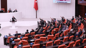 CHP'li vekil sordu, FETÖ okulunda okuyan AKP'liler el kaldırdı
