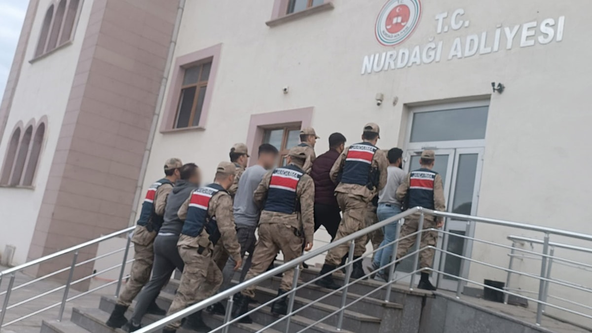 Gaziantep'te göçmen kaçakçılığına 4 tutuklama