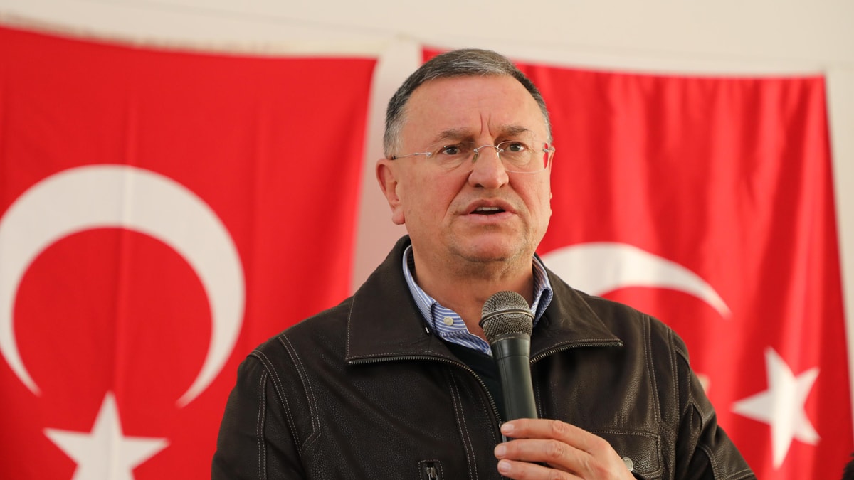 Lütfü Savaş: Korkmuyoruz, çekinmiyoruz ve mücadelemiz devam ediyor