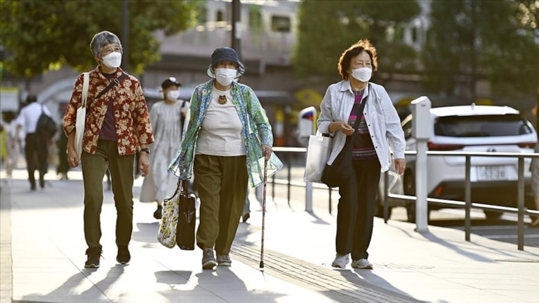 Japonya yaşlıların yalnızlığına çözüm arıyor