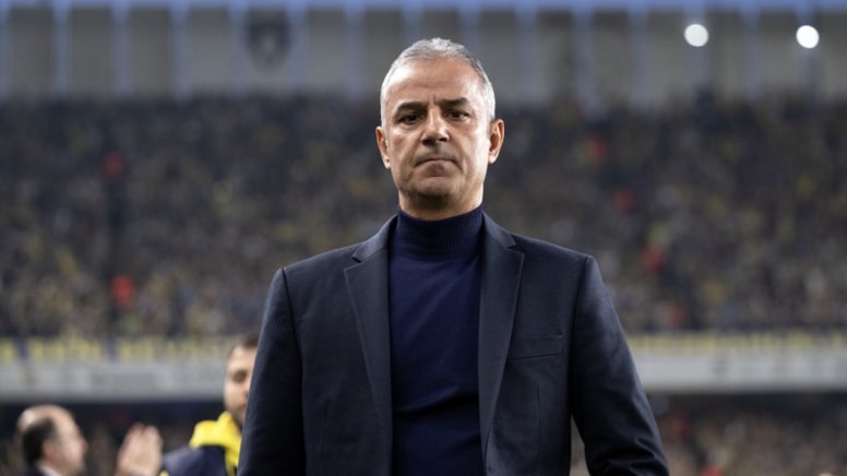 İsmail Kartal: Bir penaltı kazanıyoruz herkes ayağa kalkıyor