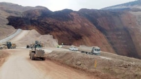 Erzincan'daki maden alanında yeni heyelan riski: Arama faaliyetleri durduruldu