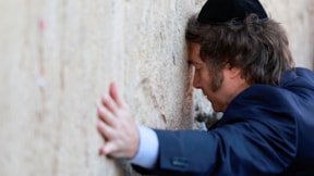 Arjantin lideri Milei, İsrail'de: Ağlama duvarına sarıldı, "Yahudi olacağım' dedi
