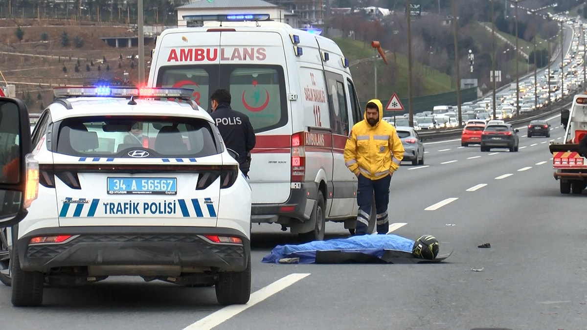 Bir motokurye daha hayatını kaybetti